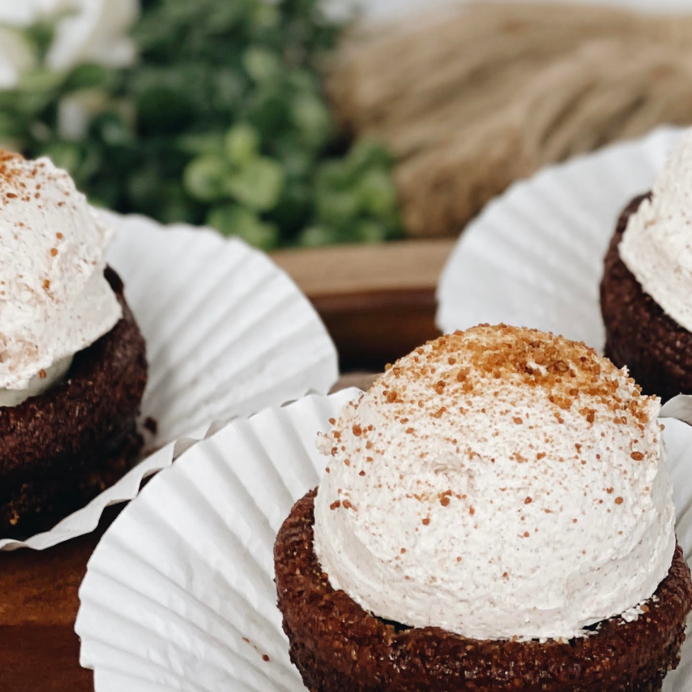 Gluten-Free Cinnamon Nutmeg Cupcakes - The Perfect Holiday Treat
