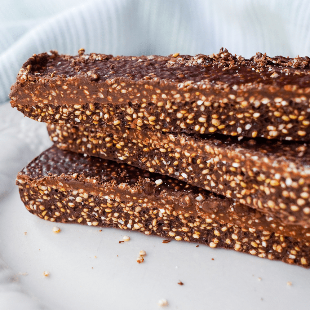 Satisfy Your Sweet Cravings With These Healthy Quinoa Crunch Bars