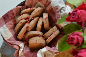 Sweet Beetroot Rose Shortbread Cookies