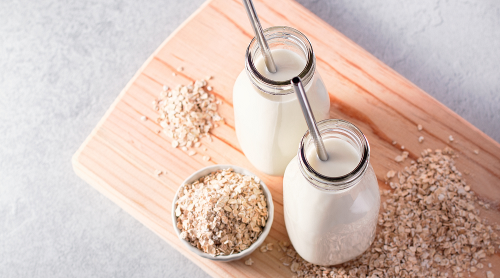 A Quick and Easy DIY Oat Milk Recipe