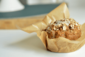Vegan Carrot Cake Muffins with an Oat Crumble Topping
