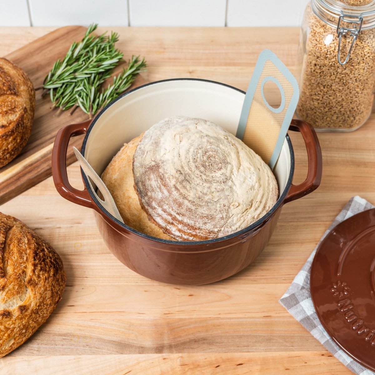 Enameled Cast Iron Dutch Oven - Country Life Natural Foods