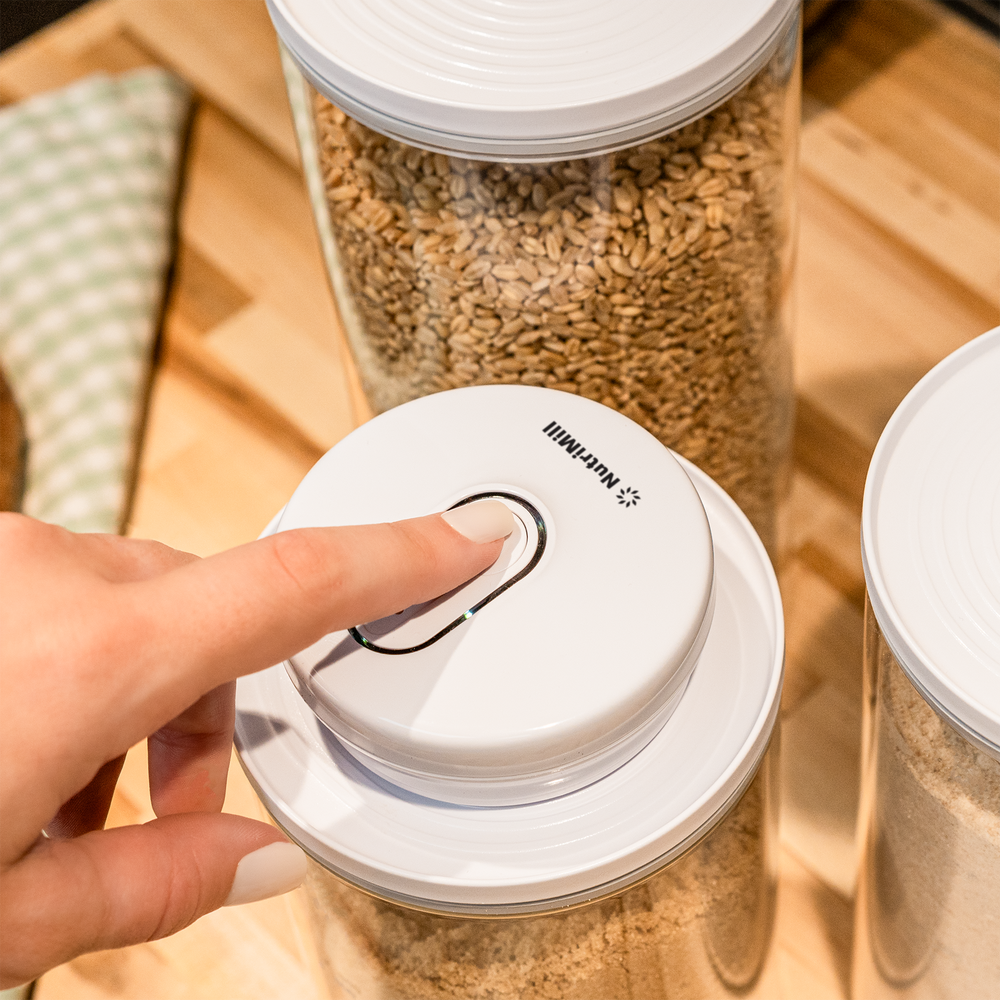 
                  
                    Glass Vacuum Seal Containers - Set of 3 - Country Life Natural Foods
                  
                