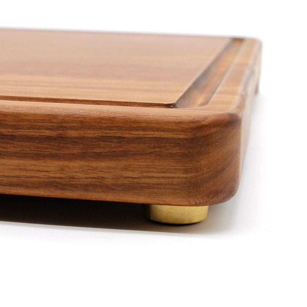 
                  
                    Premium Brass Cutting Board Feet - Set of 4, Includes Non-Slip Pads, and Phillips Screws. 1" Diameter Brass Hardware. 100% Made in the USA
                  
                